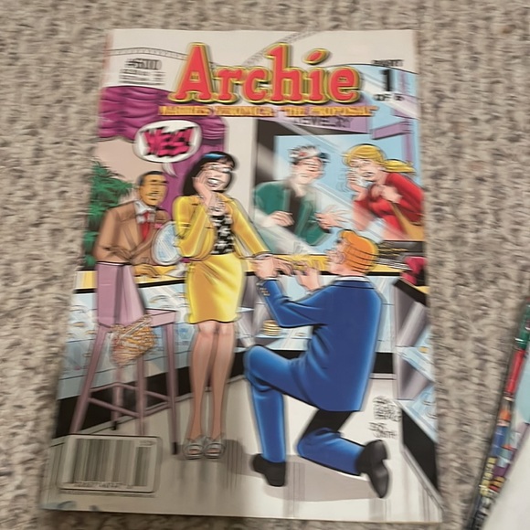 Archie’s life books 1,3,5-6 plus bonus!! - Picture 2 of 6